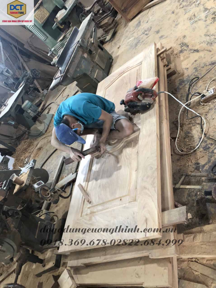 cánh cửa gỗ cao cấp